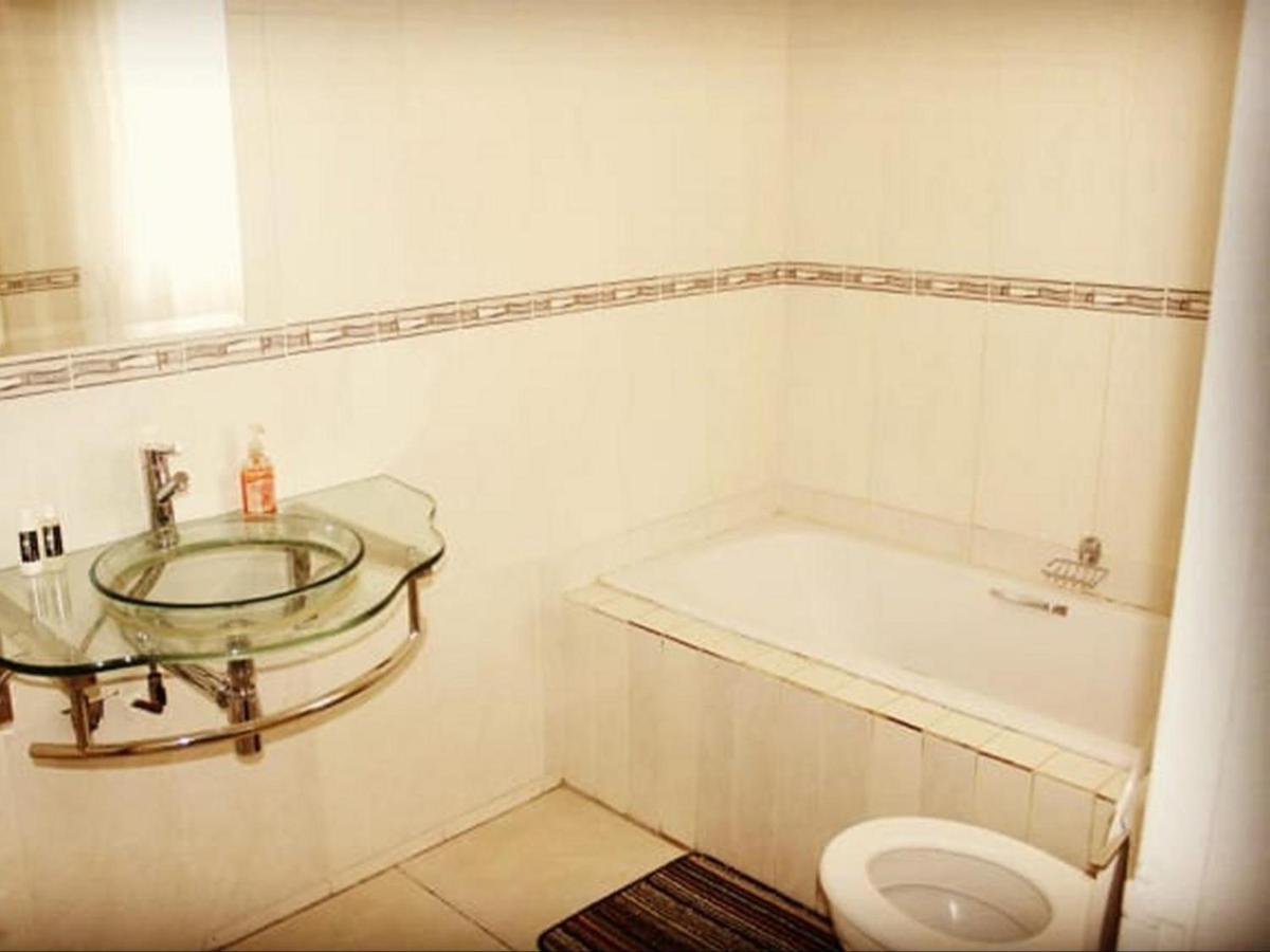 Moshitametsi Guesthouse Kempton Park Exteriér fotografie