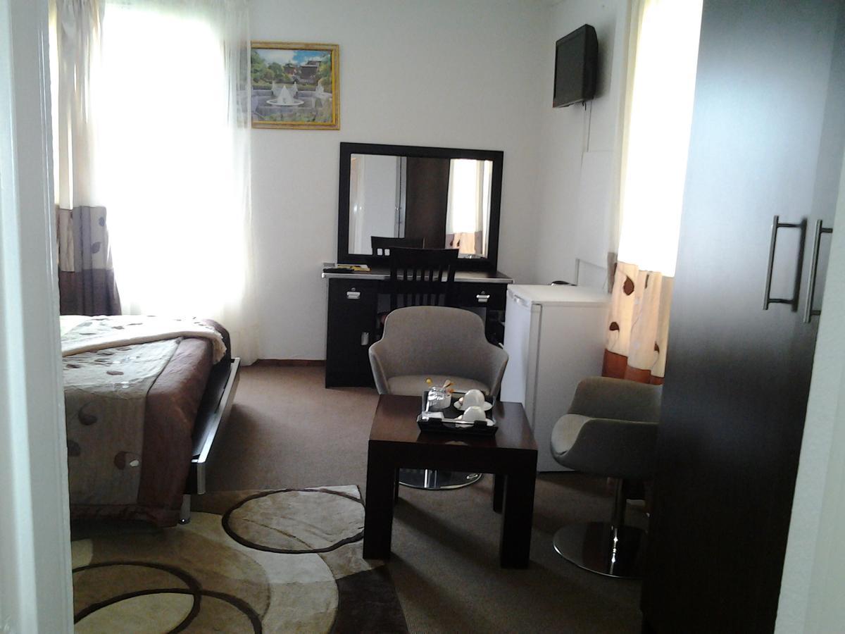 Moshitametsi Guesthouse Kempton Park Exteriér fotografie