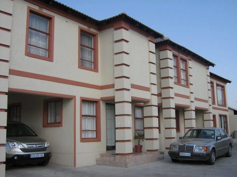 Moshitametsi Guesthouse Kempton Park Exteriér fotografie