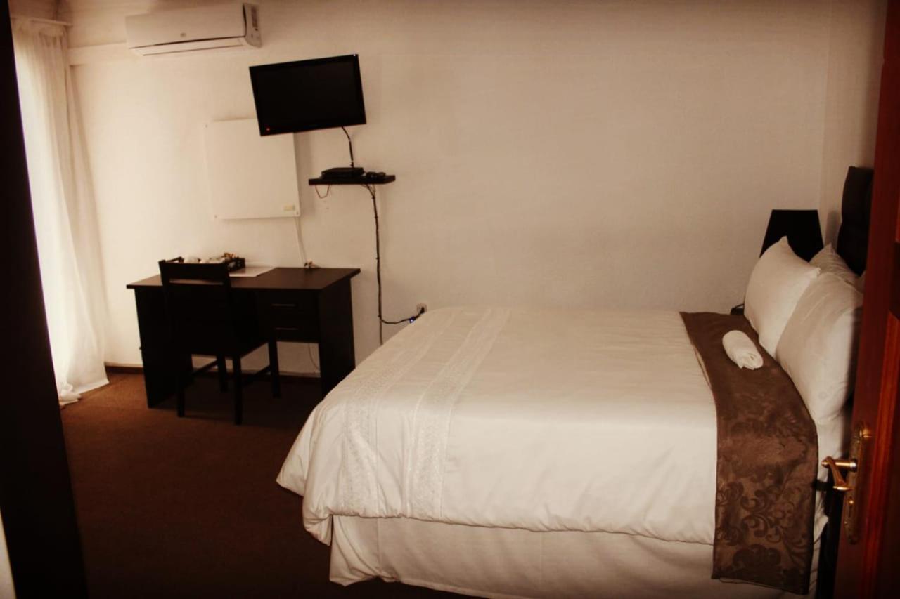 Moshitametsi Guesthouse Kempton Park Exteriér fotografie